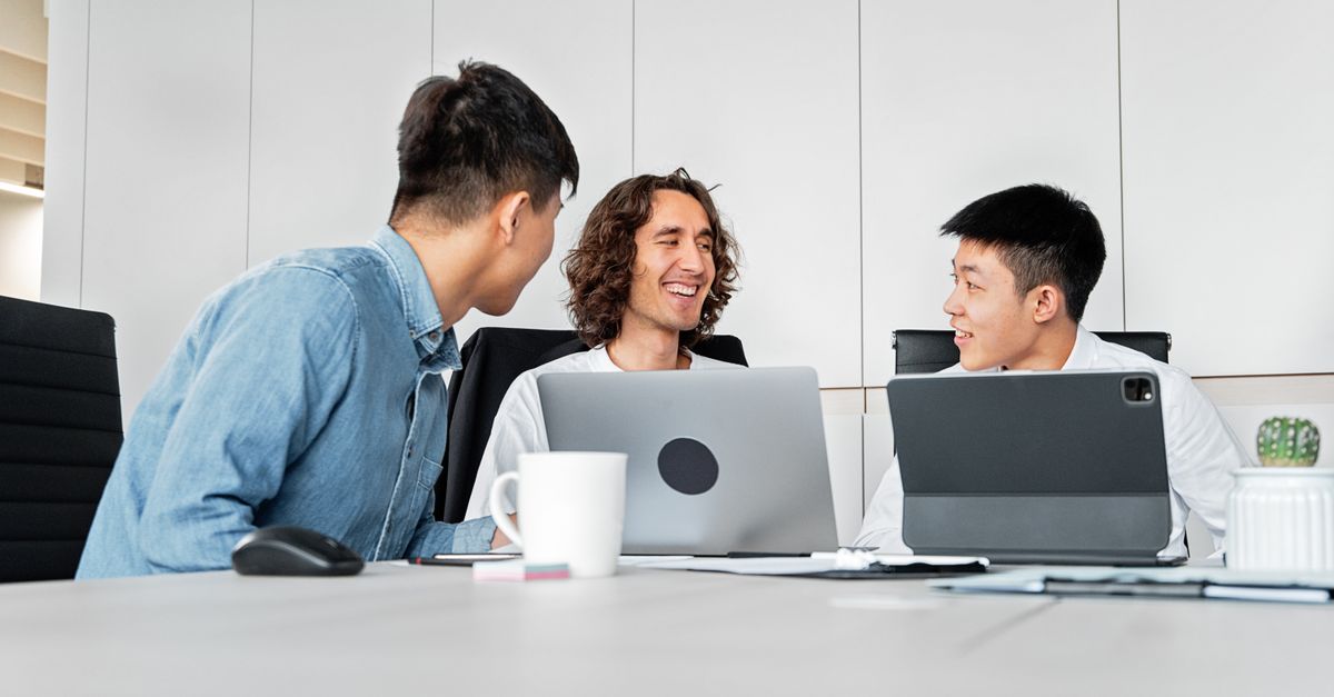 Marketing Dashboard Reporting: KPIs, Tools, and Best Practices