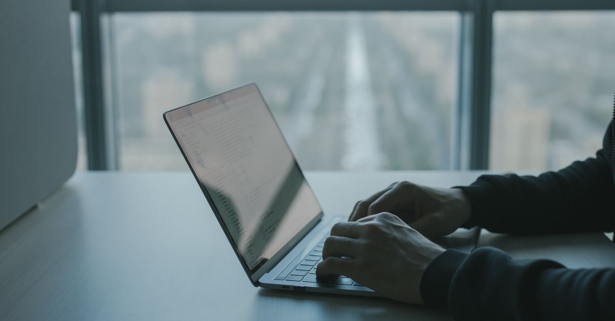 GA4 vs Server-Side Analytics: What Marketers Should Know