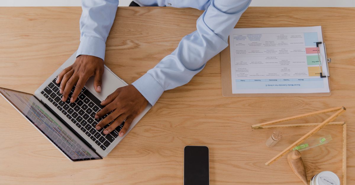 How to Track Keyword Rankings Accurately in 2026